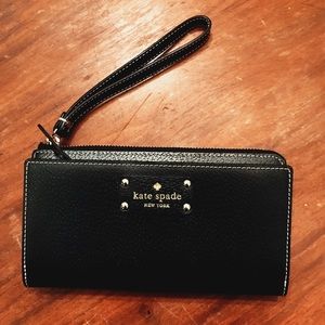 RARE Black Kate Spade Wellesley Wallet